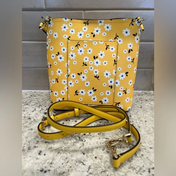 Kate Spade Darcy Small Bucket Bag - Picture 2 of 8